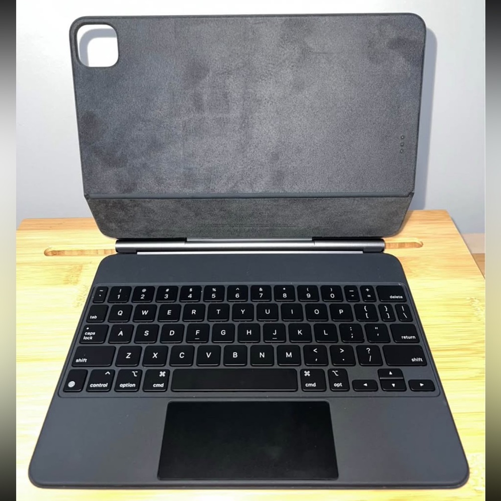 iPad Magic Keyboard